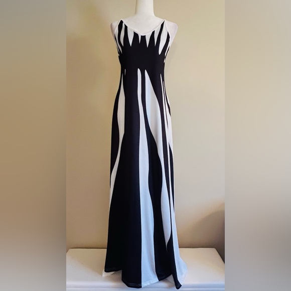 Dresses Black And White Maxi Dress Poshmark — free download